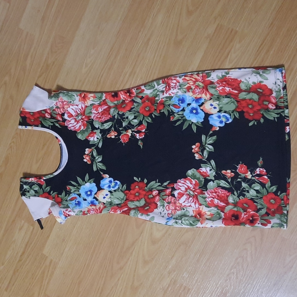 Mini dress - Picture 11 of 11